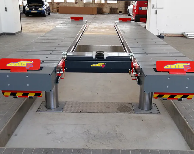Autop 4-Stempelhebebühne Quattrolift mit Fahrschienen