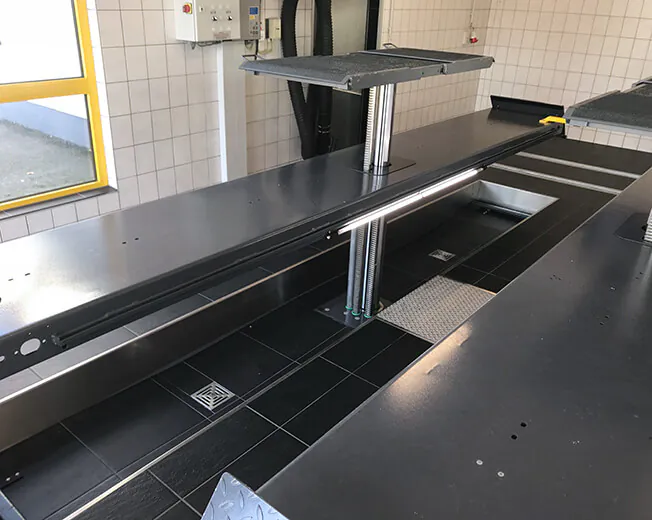 Maha Scheinwerfereinstellgerät MLT 3000